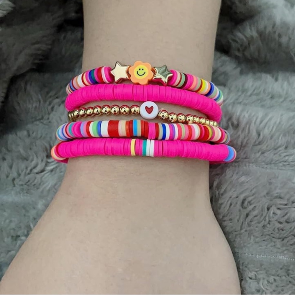 Friendship bracelets set